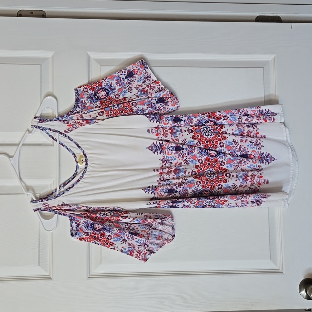 Fig and Flower Cold Shoulder Top Size L